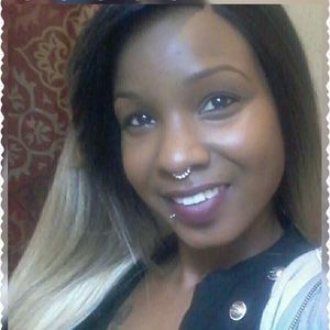 Meet your Posher, M'ya